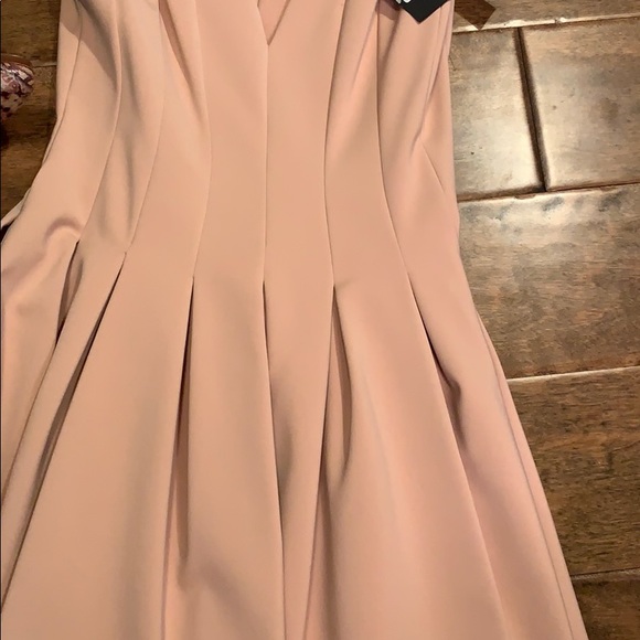 New! NWT Stunning Halston Heritage - Picture 5 of 8